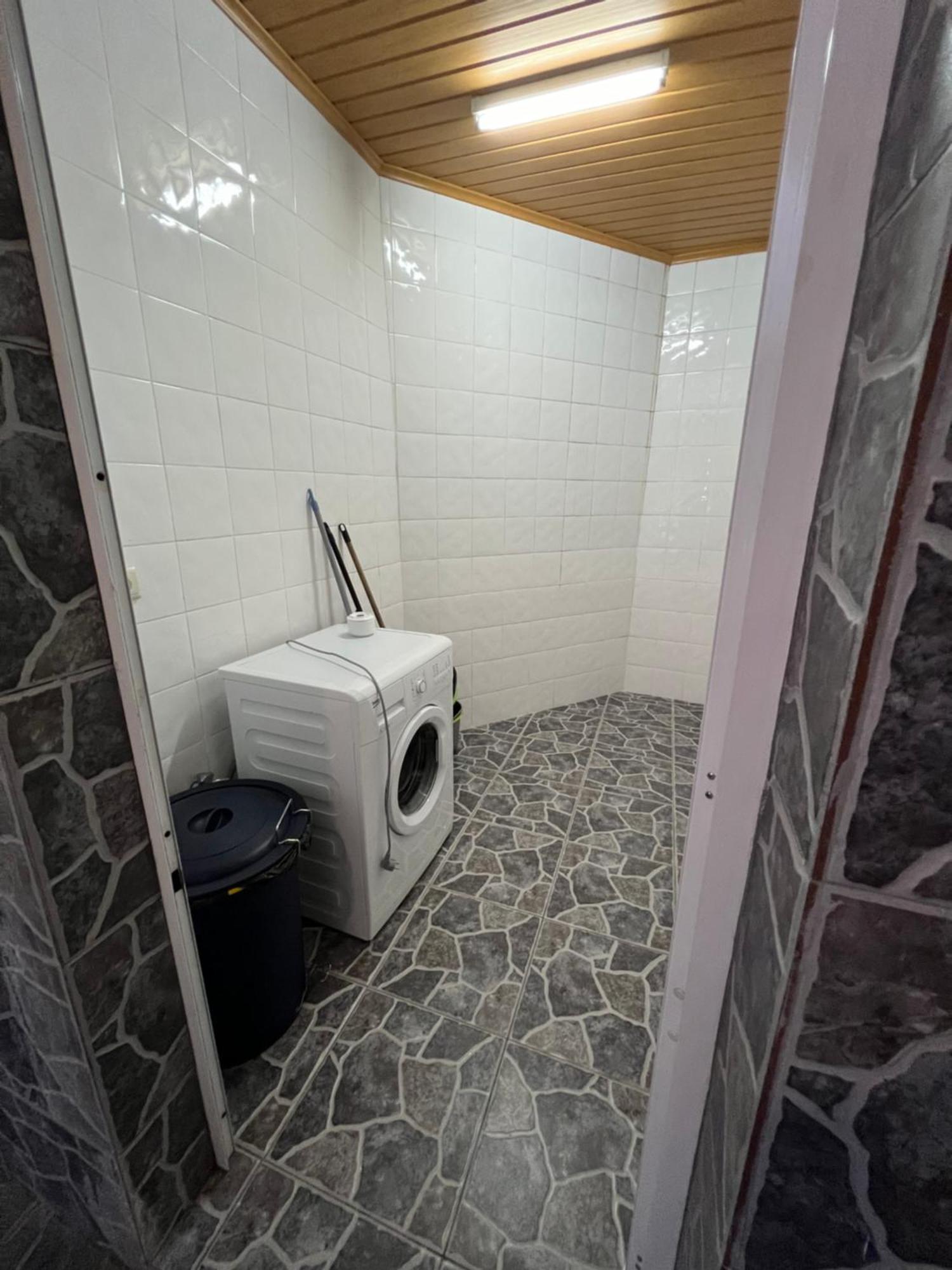 Casa A 2 Minutos A Pe De Piscina Natural Ponta Delgada Eksteriør bilde